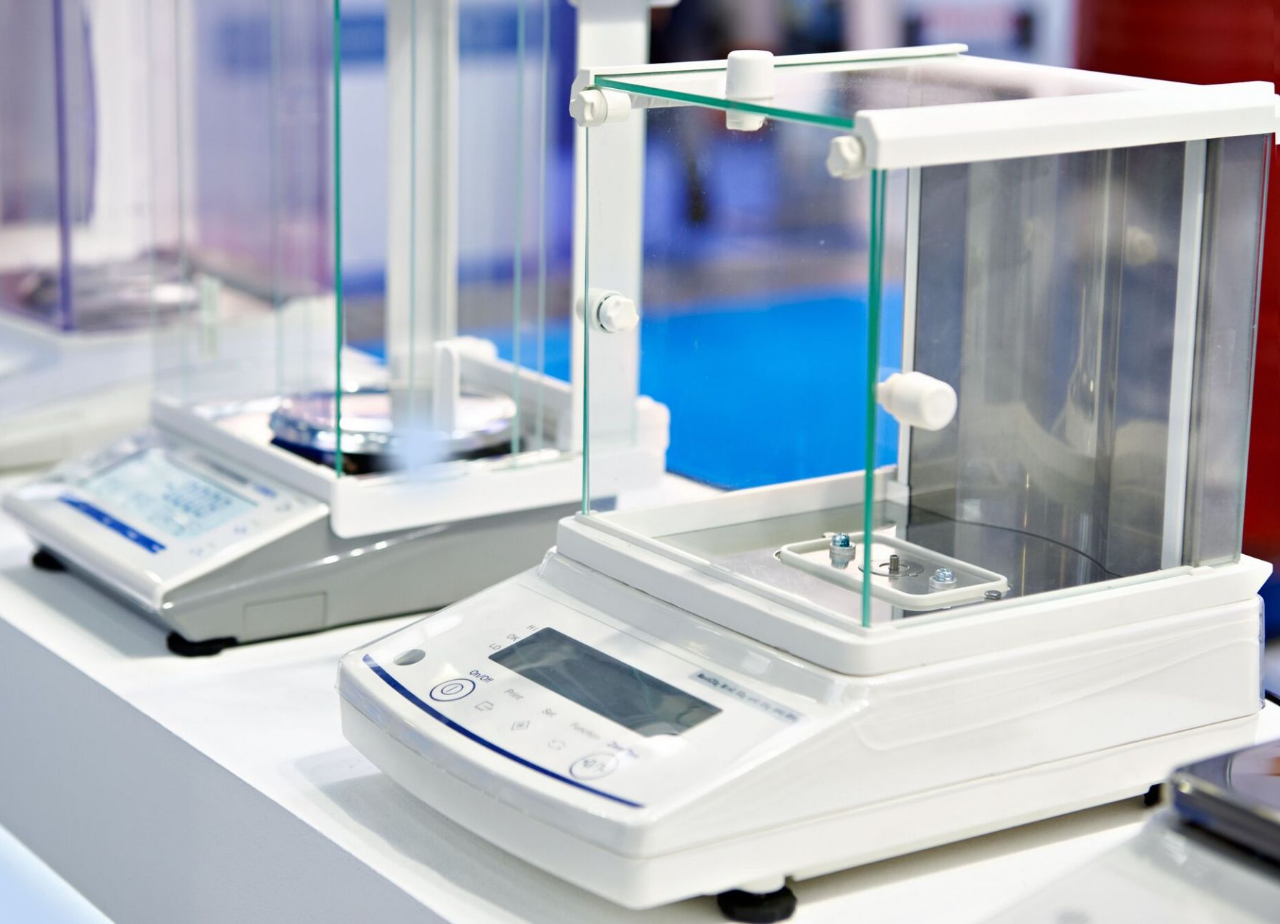 Весы лабораторные